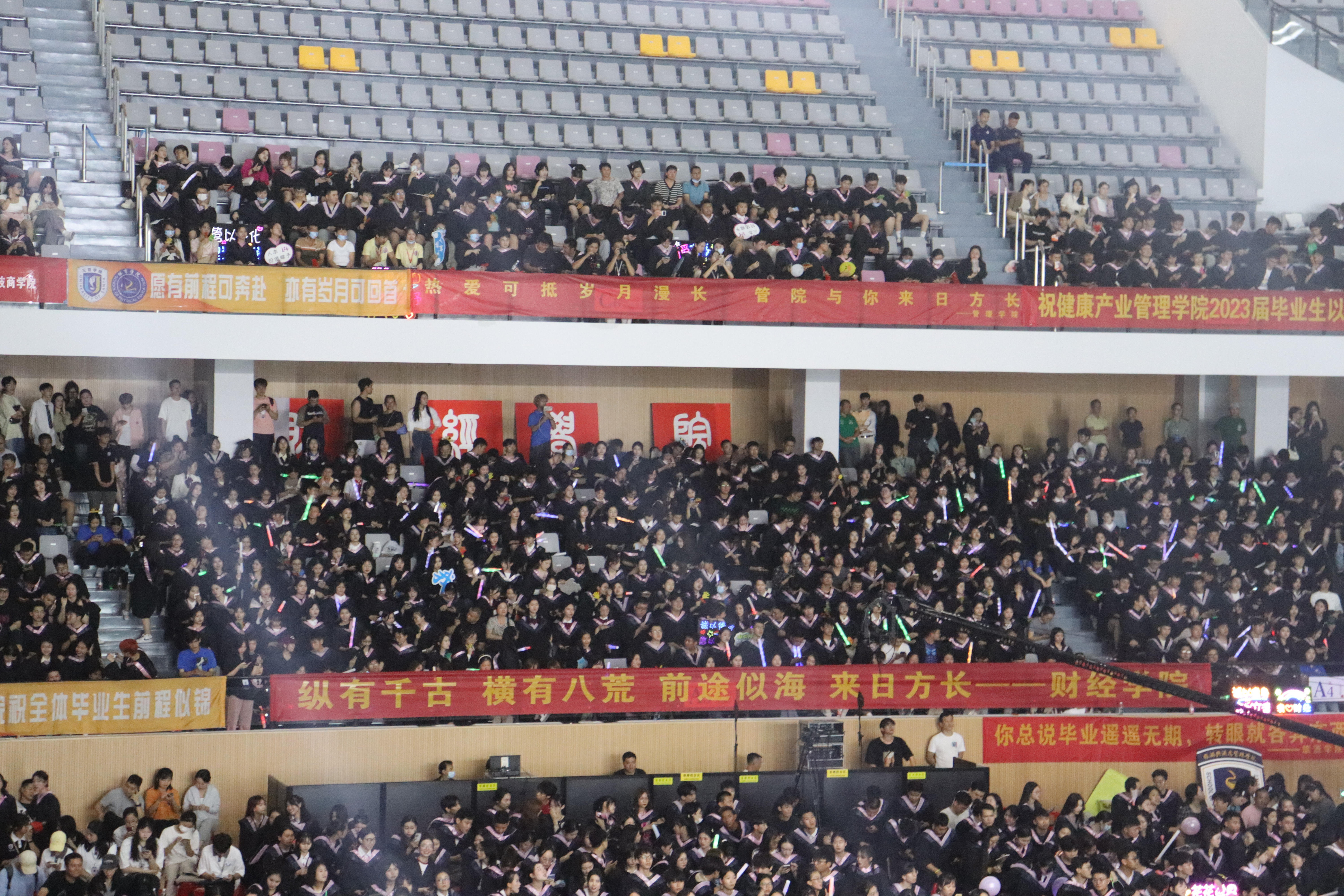 6486b900cbf6a.jpg